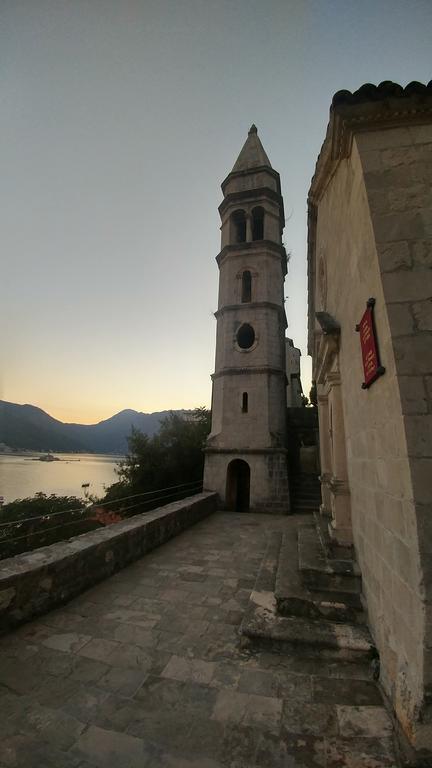 Bella Vista Zmukic Apartment Perast Exterior photo