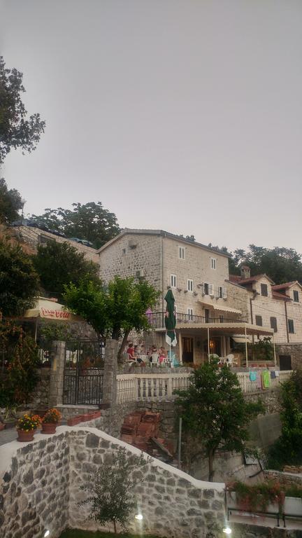 Bella Vista Zmukic Apartment Perast Exterior photo