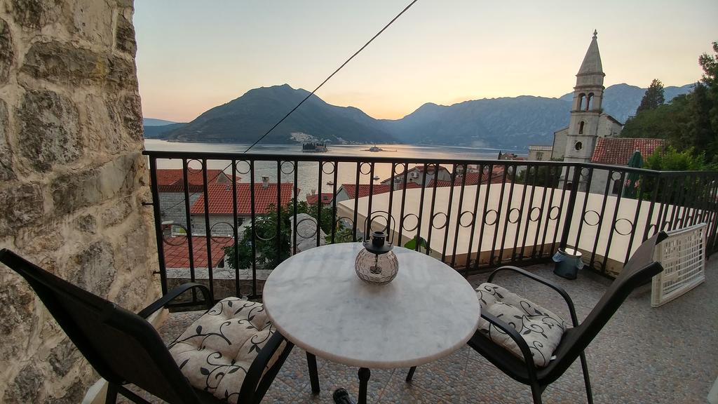 Bella Vista Zmukic Apartment Perast Exterior photo