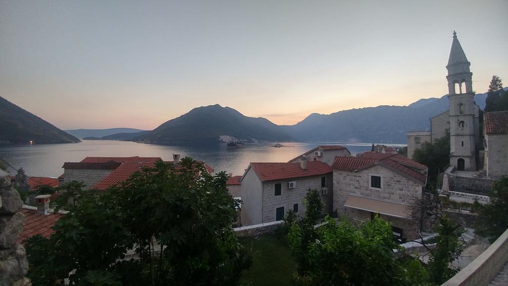 Bella Vista Zmukic Apartment Perast Exterior photo